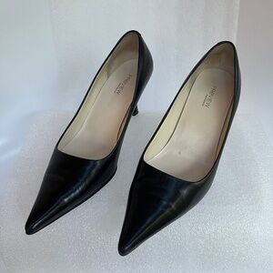 Preview International Pointed Toe Pump Heels Black Leather Sz 6